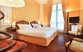 Hotel Gounod Fully Renovated